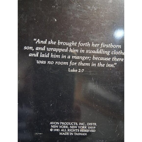 Avon Nativity Collectibles Holy Family Set Of Three Porcelain Figurines - Picture 5 of 8